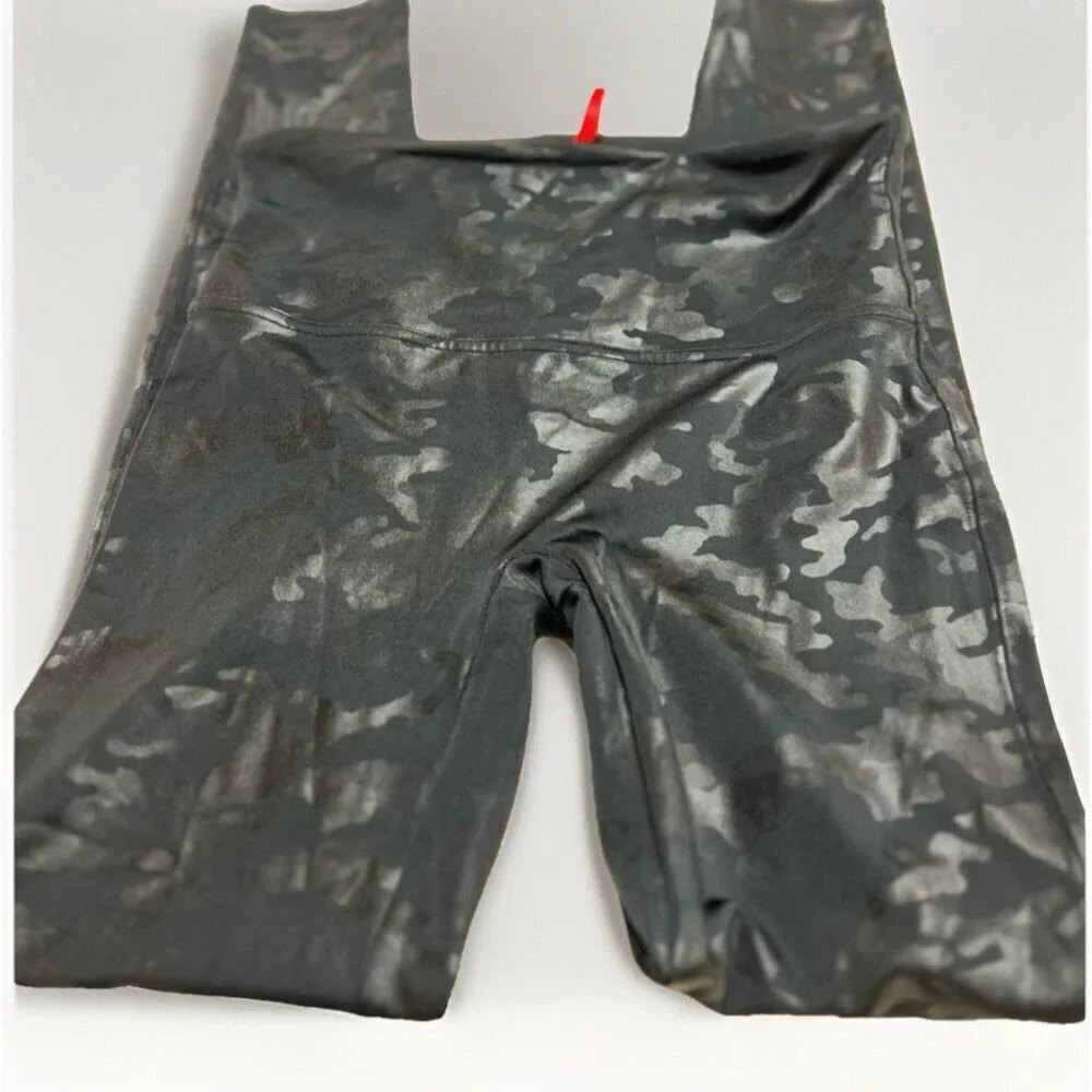 Black Spanx Camouflage Faux Leather High Waist Shapewear Leggings Camo Shine M - Picture 5 of 7